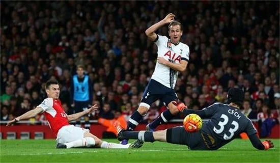 她并没有因 她并没有因